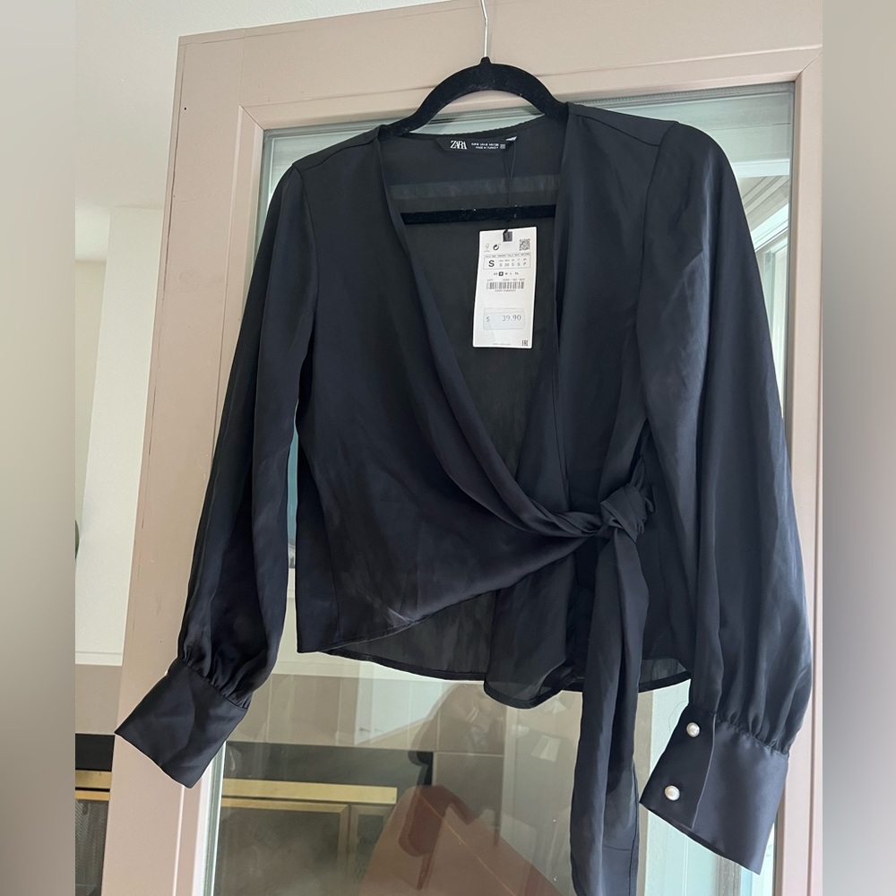 NWT - Zara Wrap Top - Size Small